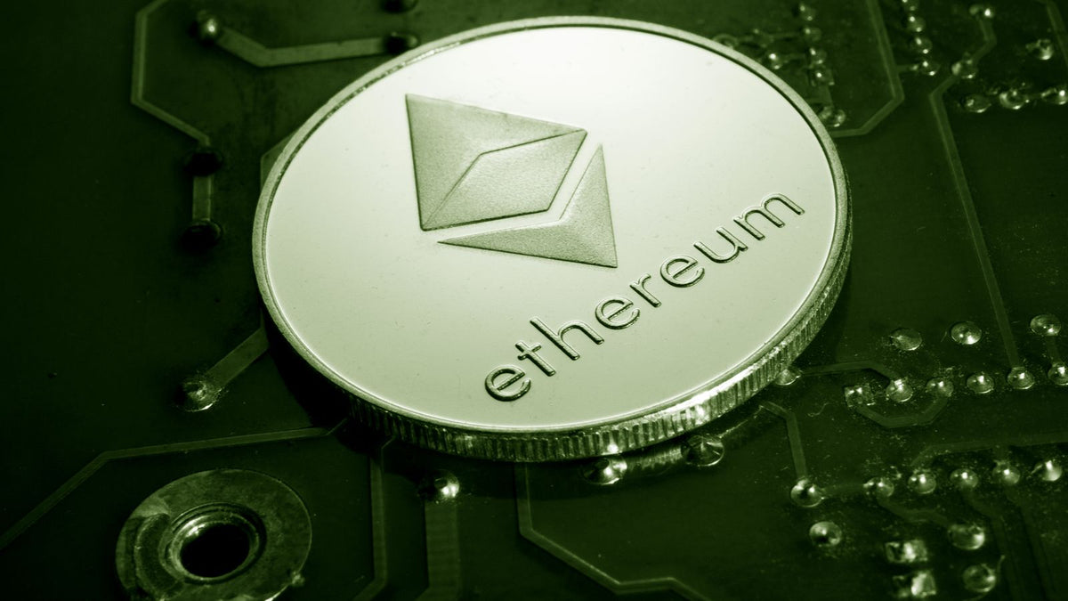 Moneta fisica rappresentativa di Ethereum su circuito elettronico
