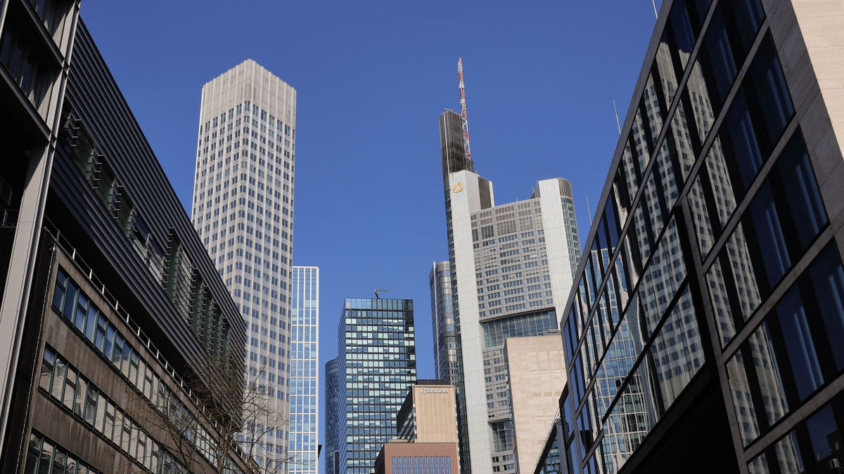 Grattacieli del distretto finanziario di Francoforte, ETF sull'indice tedesco DAX